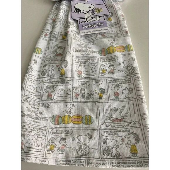 Peanuts Snoopy Hanging Kitchen Towel Easter Charlie Brown Lucy Comic Pastel NWT - Picture 4 of 8
